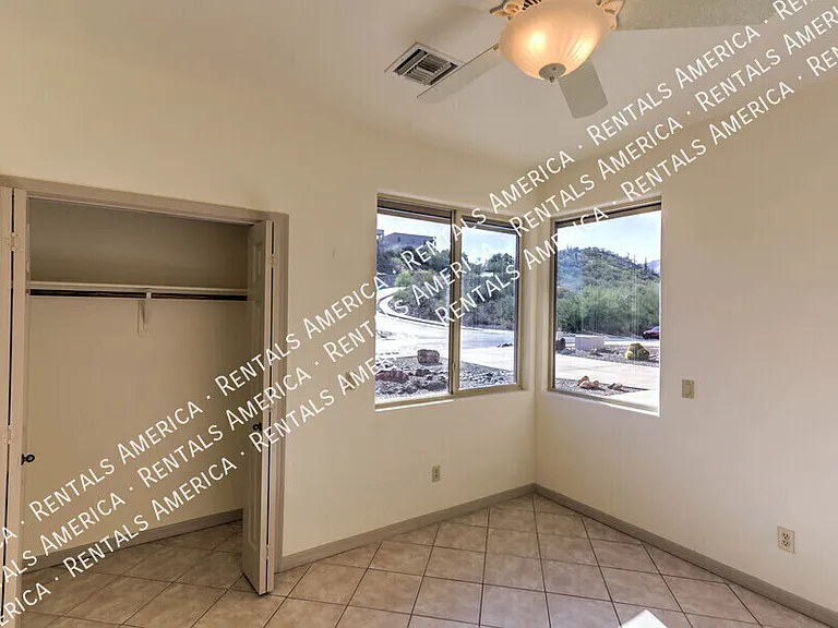 5032 N Valley Shadows Pl — Photo 25