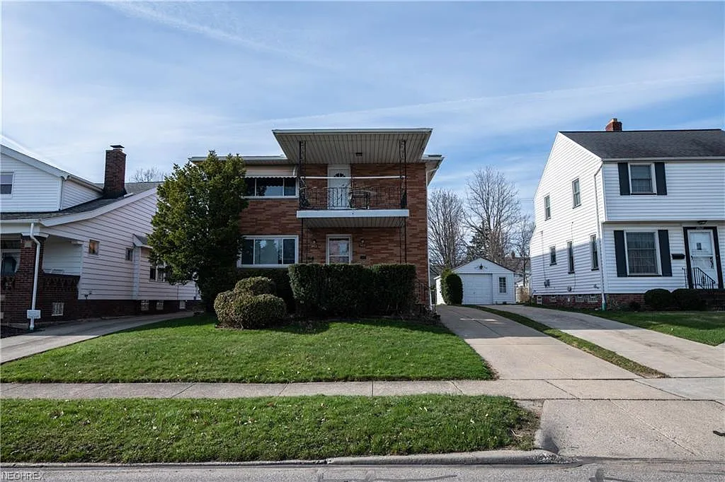 3903 Pershing Ave photo 1