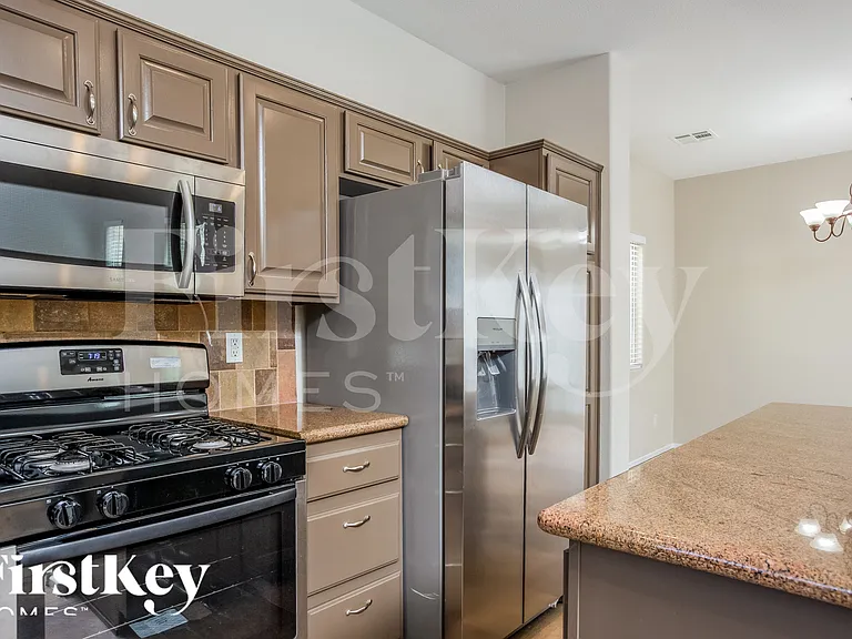 6109 Casa Antiqua St — Photo 8