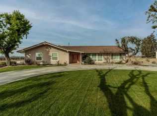 6233 S Armstrong Ave, Fowler, CA 93625