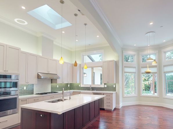 (undisclosed Address)