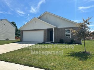 961 Louise Dr, Xenia, OH 45385