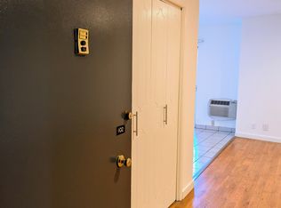 1533 Hi Point St #102, Los Angeles, CA 90035