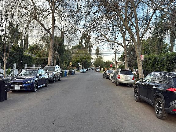 4th image of 14239 Tiara St