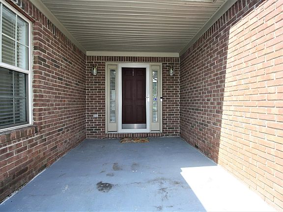2nd image of 3969 Westbrook Dr