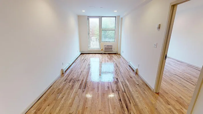 Rented by Metro Garden Realty NYC | media 3