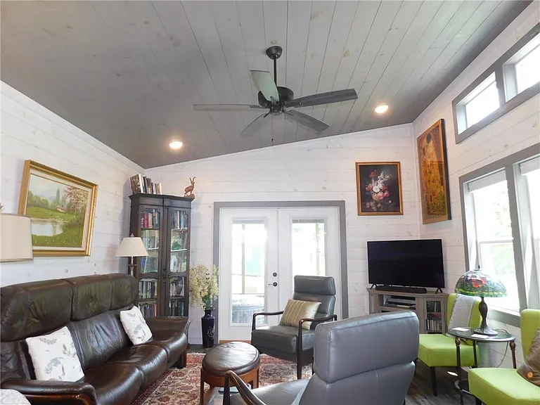 19 Pierces Pond Rd — Photo 10