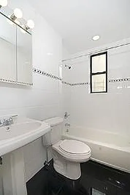 Sold by Citi Habitats | media 25