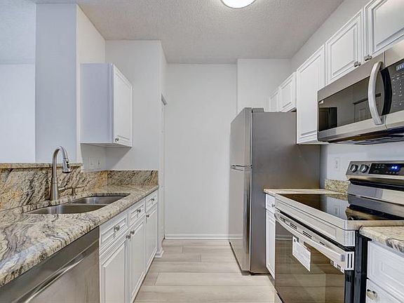 3rd image of 630 S Sapodilla Ave APT 223