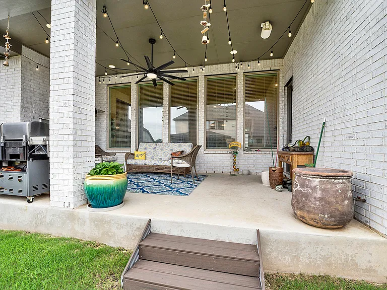 6826 Hallie Loop — Photo 47