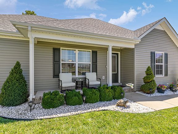 2nd image of 504 Heatherwood Dr