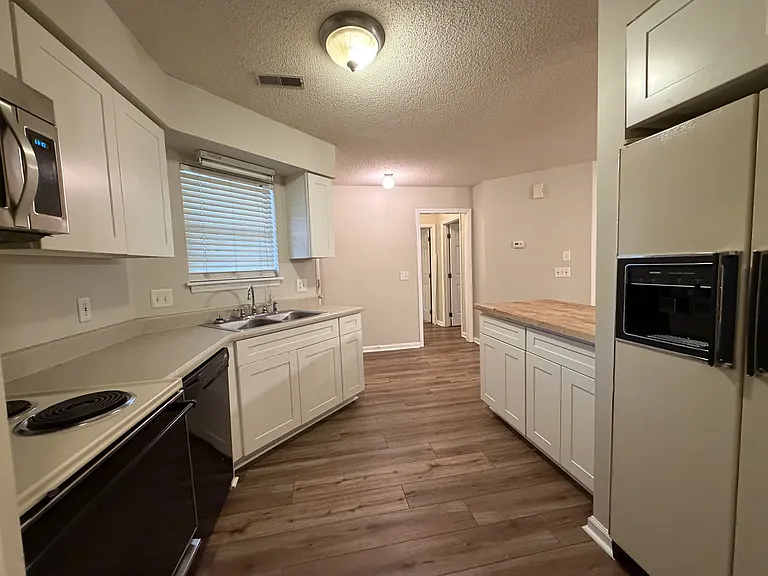 2936 B Mulberry Ln #1 — Photo 4