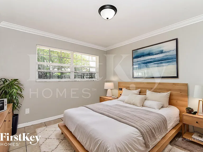 401 NE 15th Ave — Photo 15