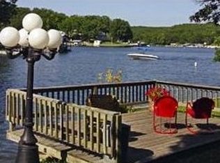 14 Lamp Post Ct, Sunrise Beach, MO 65079