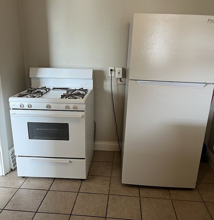 1st image of 1980 W 89th St APT E8