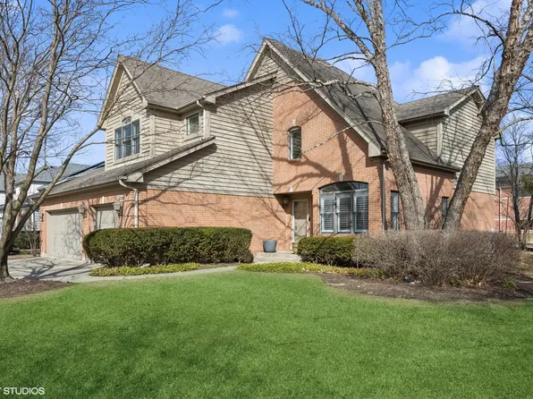 2081 Jordan Ter, Buffalo Grove, IL 60089