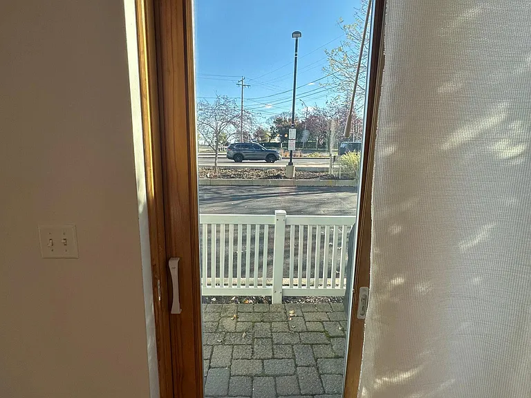 10 Ocean Ave #101 — Photo 19