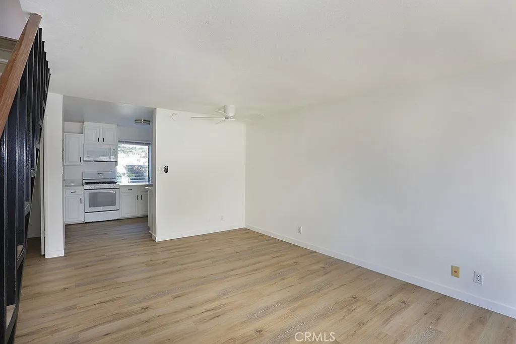 2 bed, 1.5 bath, 855 sqft, $2,950 — Photo 4