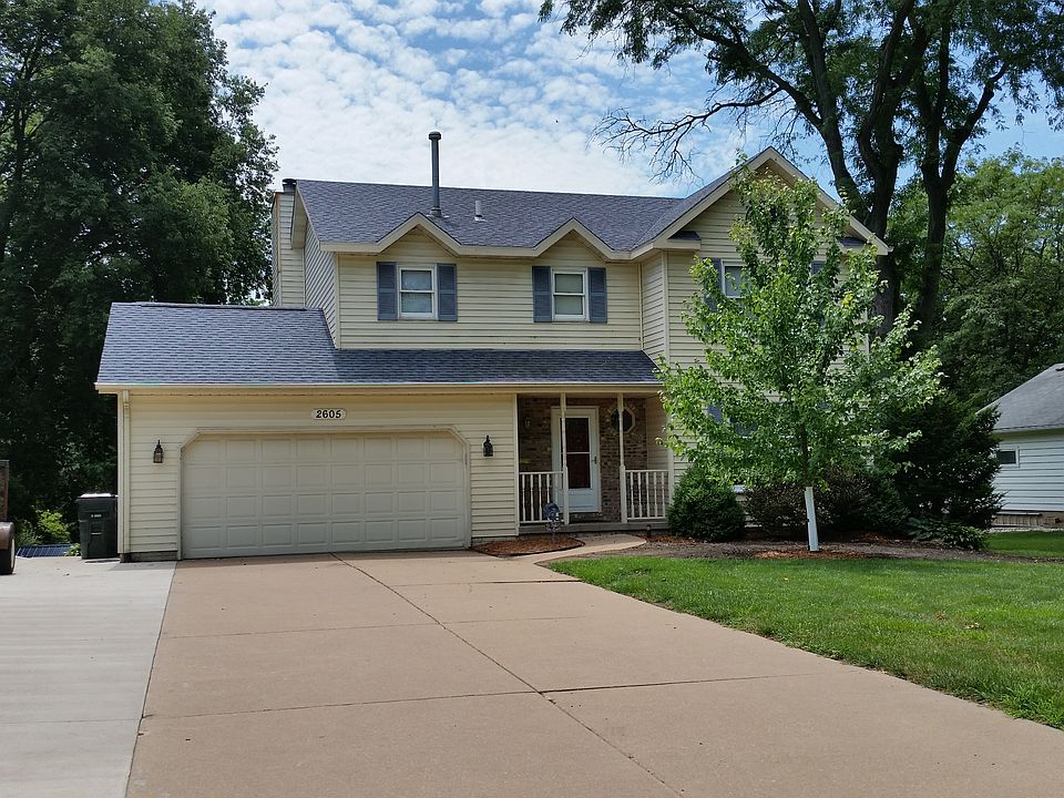 Large 6 car driveway