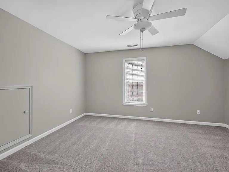 160 Hutson Ln — Photo 20
