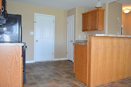 5th image of 984 Cindy Jo Ct