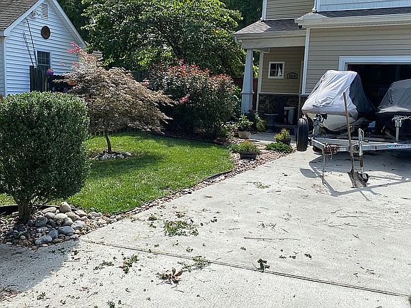 2nd image of 7619 Evelyn T Butts Ave