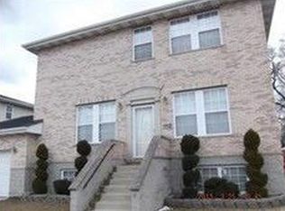 1112 Park Pl, Bellwood, IL 60104