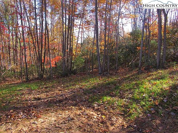 5th image of 153 Shady Oak Lane