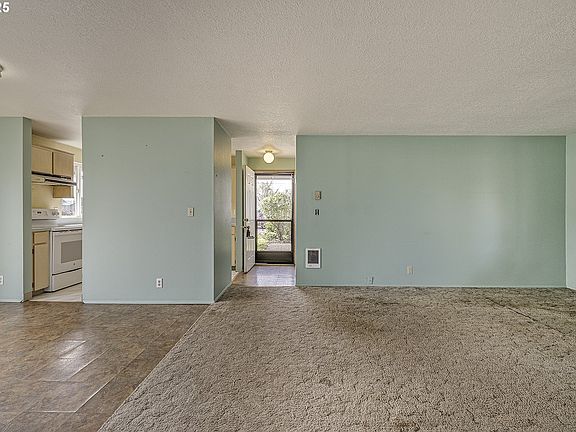 5th image of 30989 NW Claxtar St