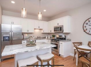 10 Dora Dr #C, Taunton, MA 02780