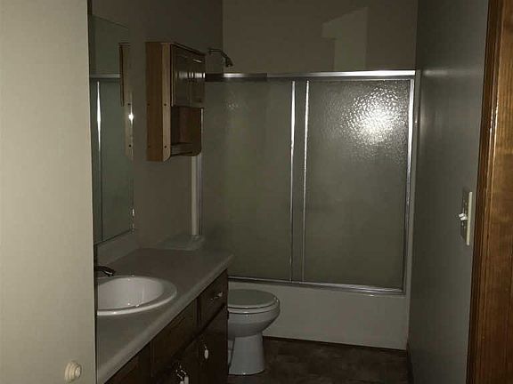 5th image of 807 Navajo Ct SE