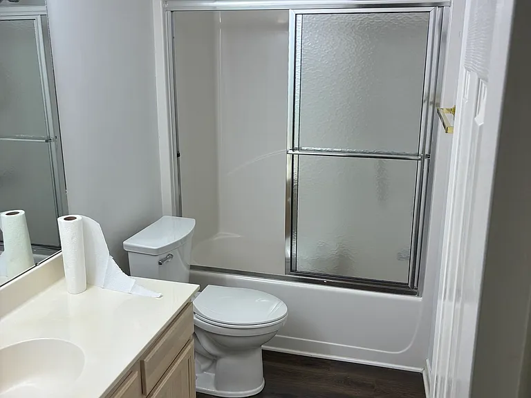 19393 W Lake Village Dr — Photo 7