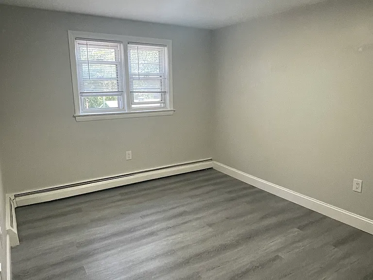338 Park Ave #C — Photo 8