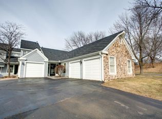 14355 Bedford Dr, Eden Prairie, MN 55346