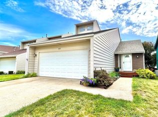 415 52nd St, West Des Moines, IA 50265