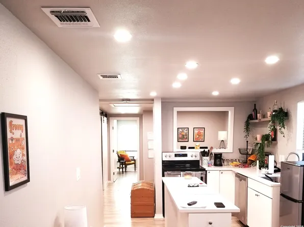 226 victor St., San Antonio, TX 78209