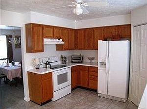 3rd image of 134 Windsor Ct