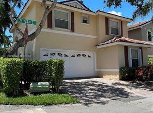 1100 Satinleaf St, Hollywood, FL 33019