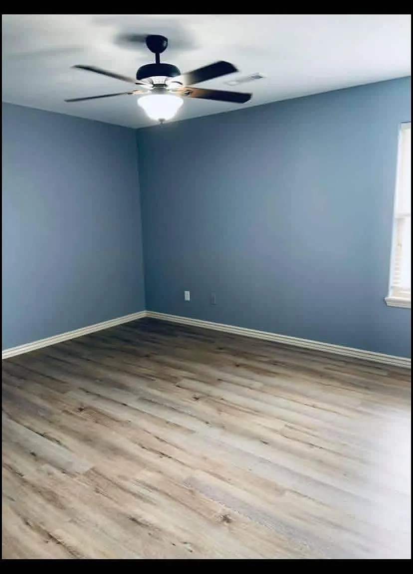 3 bed, 2.5 bath, 1400 sqft, $1,650 — Photo 2