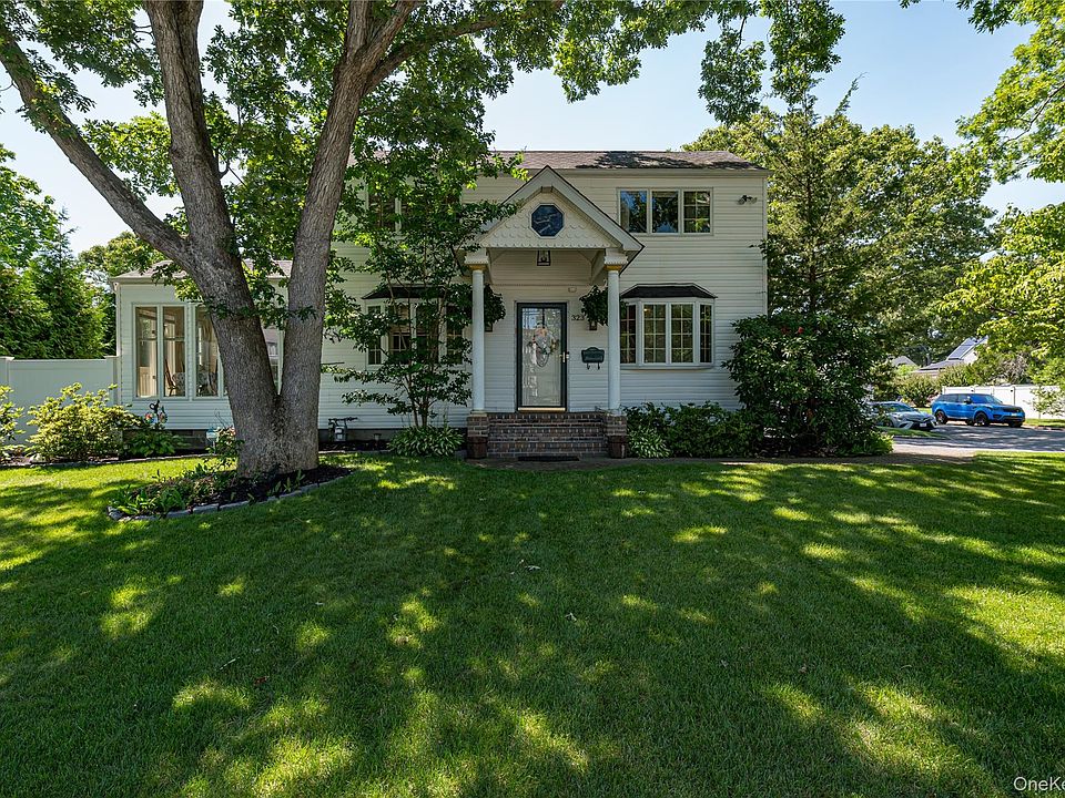 1st image of 323 Eastwood Boulevard