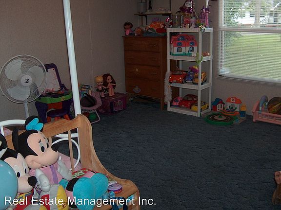 2nd image of 1003A Wesley Ln