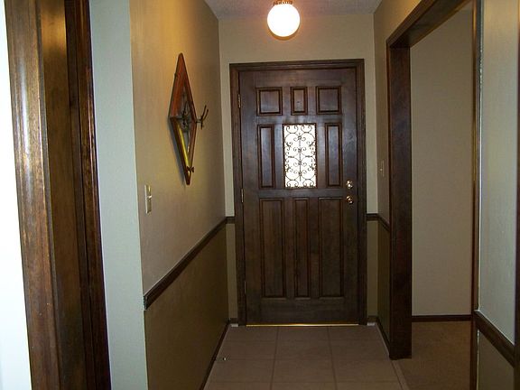 5th image of 1804 Cambridge Ln
