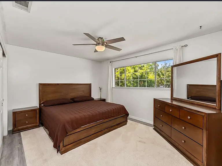 2212 Cervantes Dr — Photo 5