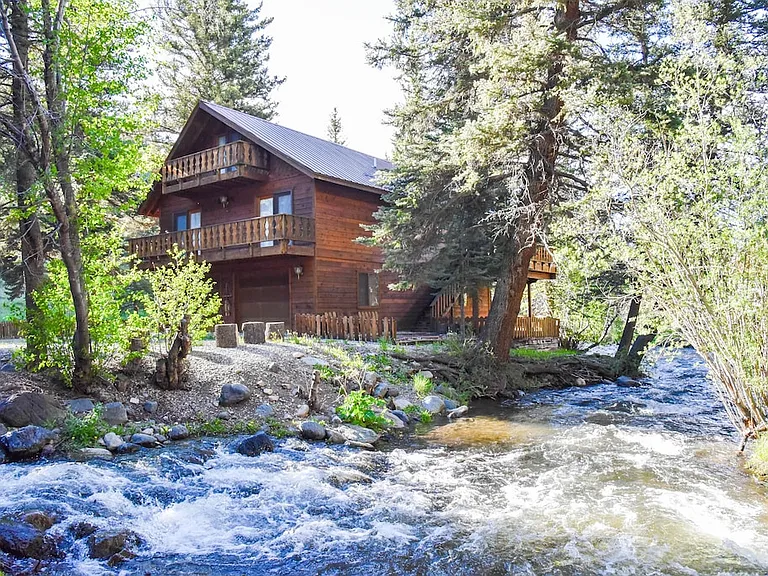 53 Valley Of The Pines Rd — Photo 1