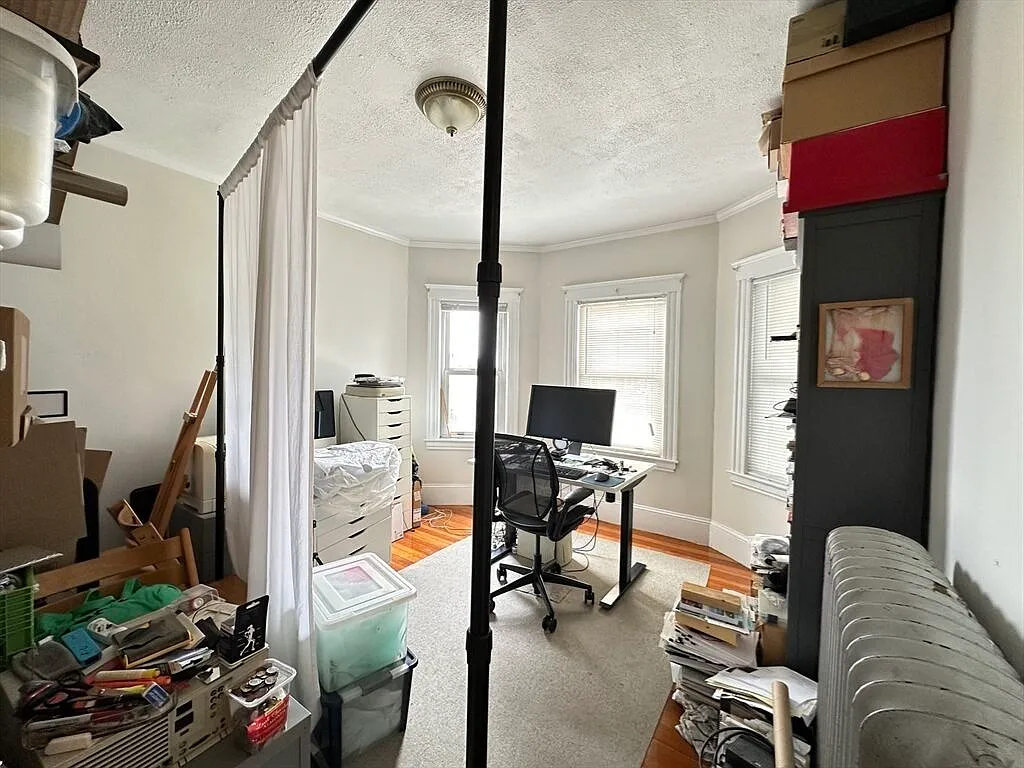 4 bed, 1.5 bath, 1200 sqft, $1,170 — Photo 4