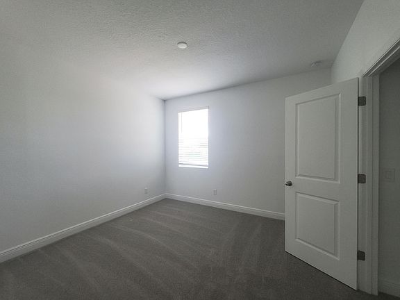 5th image of 2058 Emerald Springs Dr