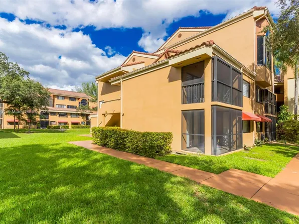 15489 Miami Lakeway N APT 201-3, Miami Lakes, FL 33014
