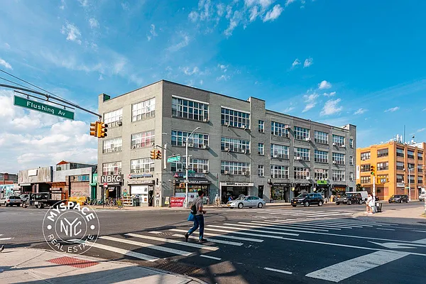 Rented by MySpaceNYC | media 31