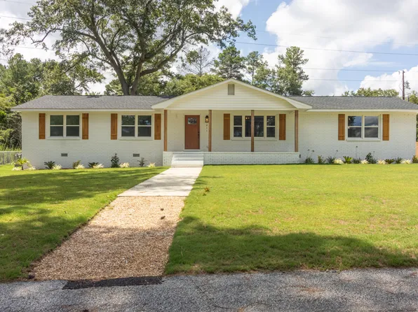 211 Bandy Dr, Graniteville, SC 29829