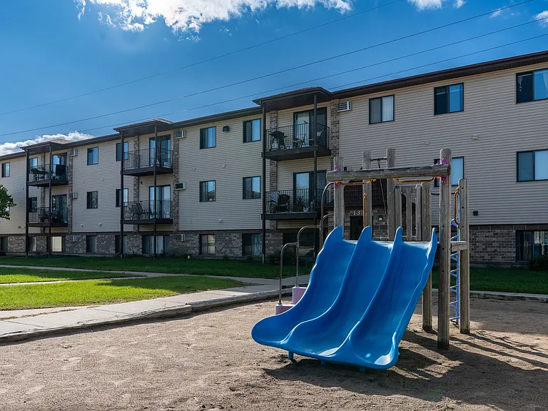 Fargo, ND Prairie Park Apartments | Playground